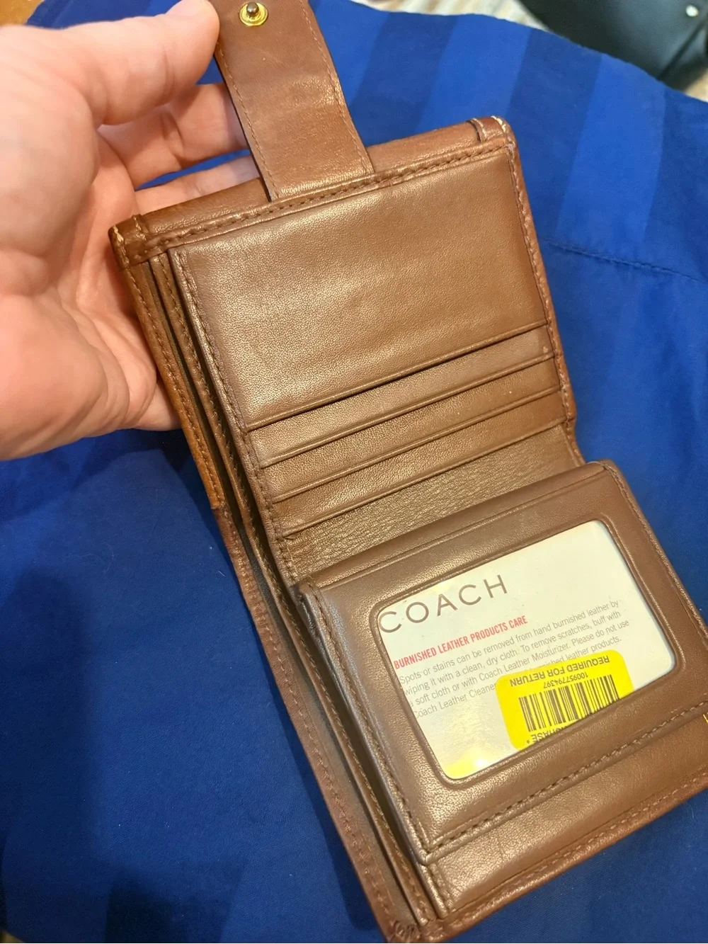 2007 Coach Vintage Y2K Leather Signature Medallion Bifold Wallet
